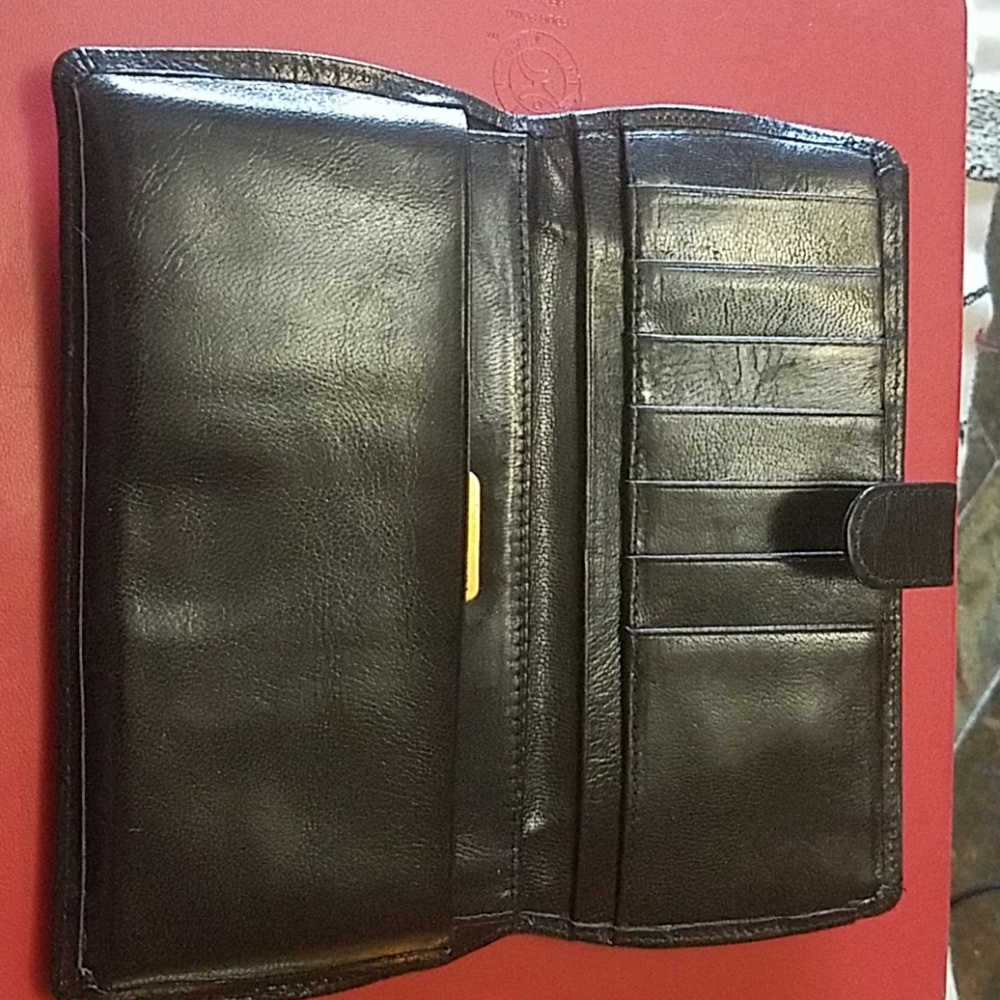 Wallet - Picture 2 of 3